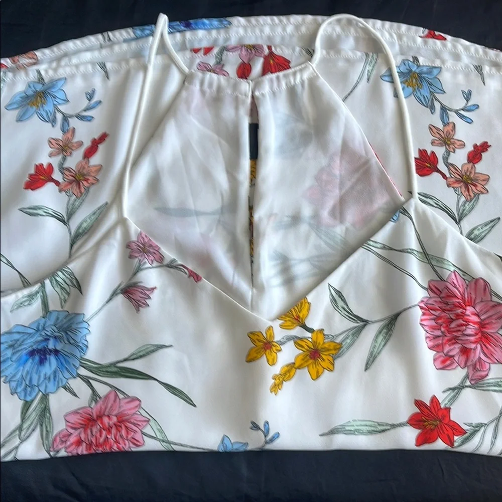 Express Multicolor Floral Camisole Top - Picture 4 of 4